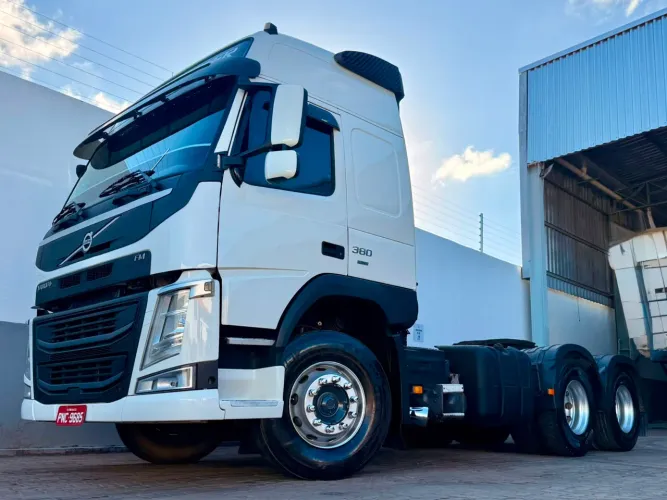 Volvo FM, 380, 6x2, ano 2016.