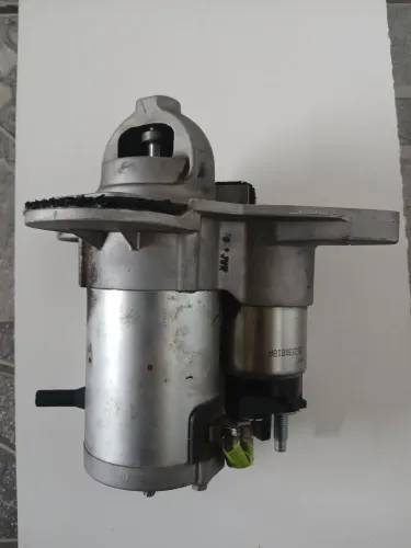 Vendo motor de partida original da Renault captur
