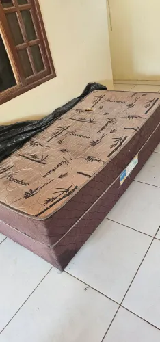 Cama de solteiro
