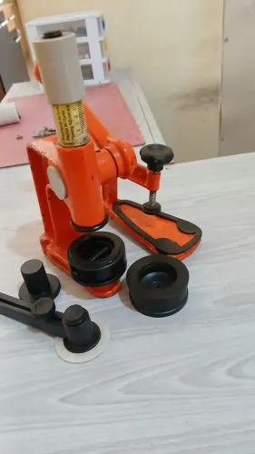 Máquina de Bottons Cardenas