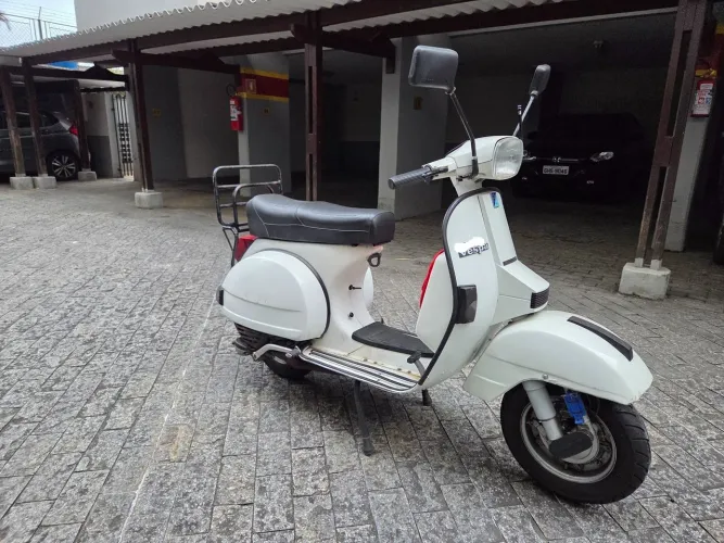 Vespa Px 200e (partida Elétrica) - Placa Preta