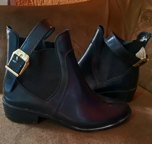 Bota Chelsea número 37