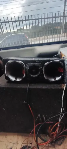 Vendo som automotivo