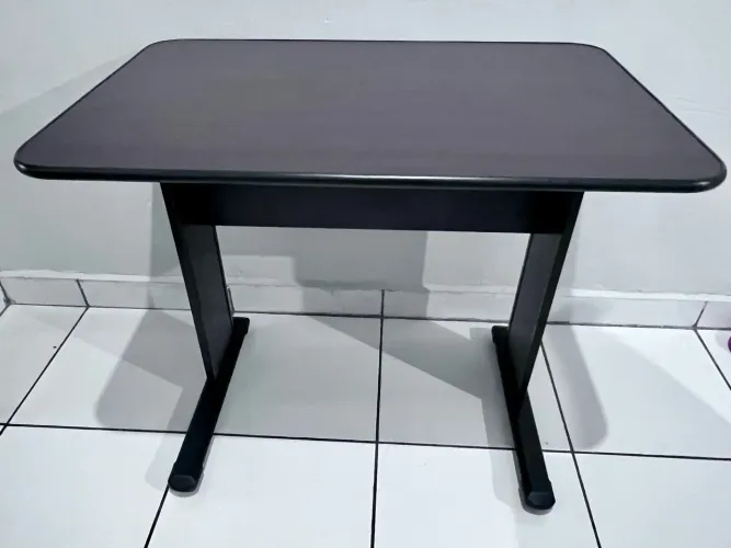 Escrivaninha / Mesa
