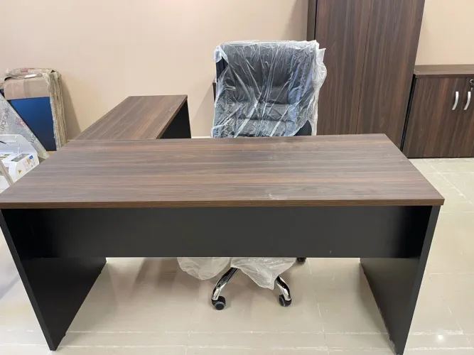 MESA DE ESCRITORIO 1.50 EM L LONDON LOJA IKONOFFICE