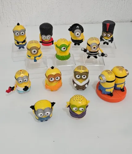 Lote Coleção Minions - 13 Bonecos Variados (McLanche Feliz )
