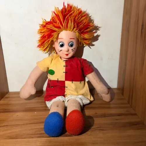 Boneca Emília Sítio do Picapau Amarelo Antiga De Pano