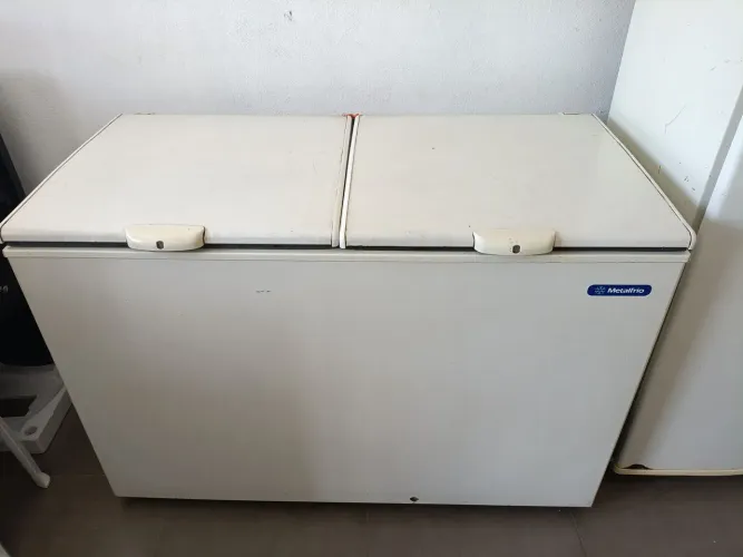 Vende -se frezzer