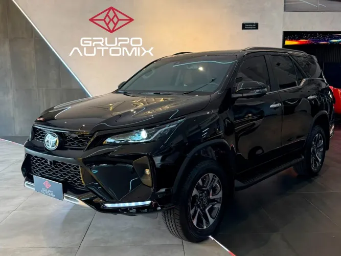 Toyota Hilux SW4 Diamond 2.8 TB 4X4 Die. Aut. 2026