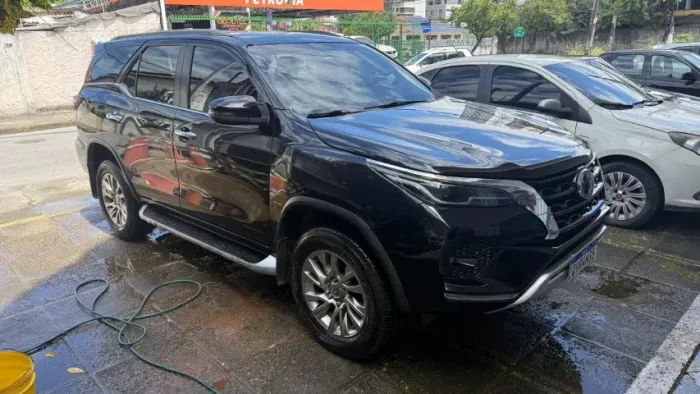 Toyota Hilux SW4 SRX 4X4 2.8 TDI 16V Dies. Aut. 2021