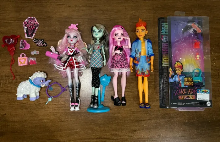 Lote Monster High