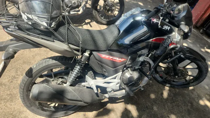 Linda titan 160 completa