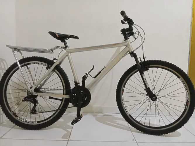 VENDE-SE BICICLETA ARO 26