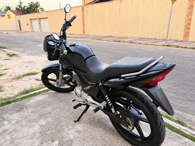 Honda CG 150 Titan ESD - Preta - Conservada