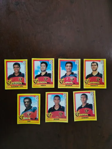 8 figurinhas jogadores Sport Club CB 1998 nunca coladas