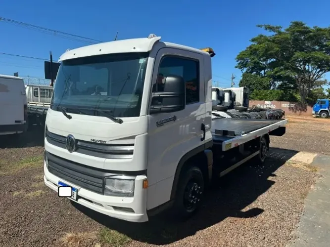 VW Express 2.8 diesel ano 2021/2022 C/ Prancha Hidraulica