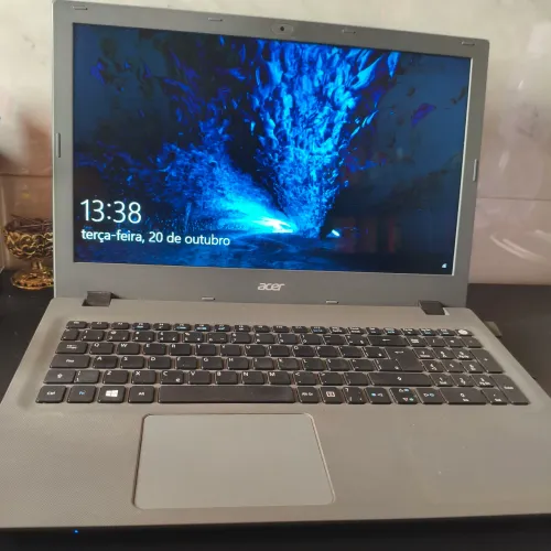 Notebook Acer Aspire E5-573 - Intel Core i5 | 8 GB RAM | HD 512 GB