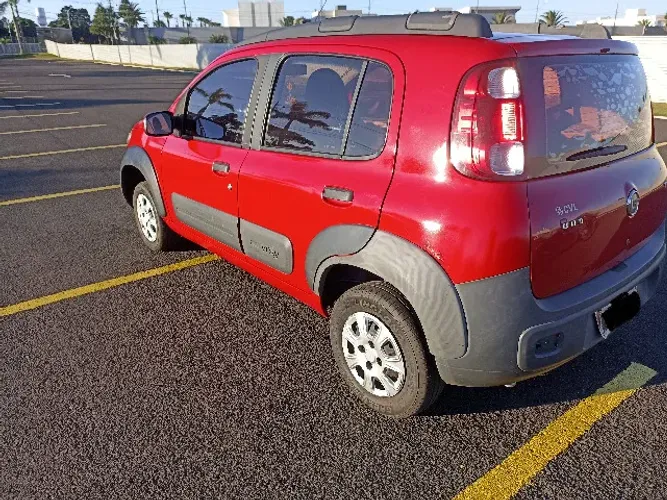 Fiat Uno Vivace Celeb. 1.0 EVO F.flex 8V 5P 2012