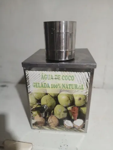 VENDO CARRINHO DE COCO 