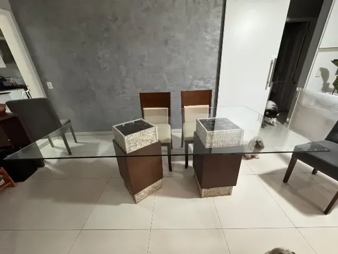 Mesa de jantar 8 lugares