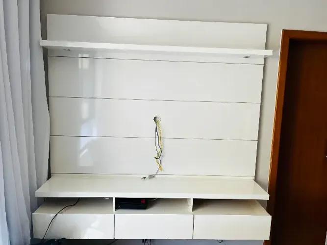 Rack laqueado Tok Stok