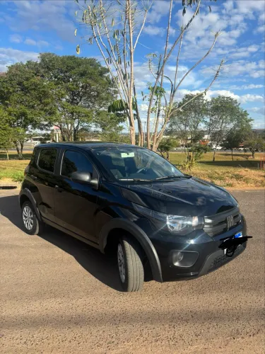 Fiat Mobi Like 1.0 Fire Flex 5P. 2021