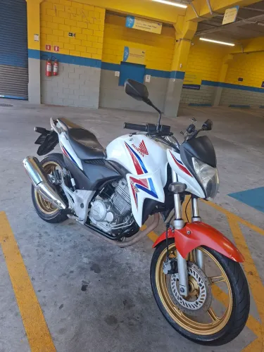 CB300R flex 2015 Capitão América