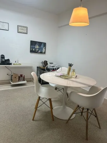 Sala a venda no bairro Belvedere!