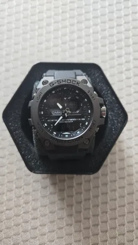 Casio G-Shock, um modelo da linha Gravitymaster