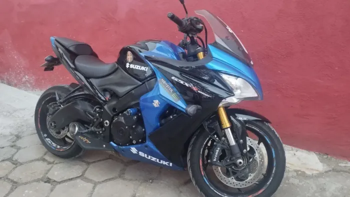 Suzuki GSX S1000FA