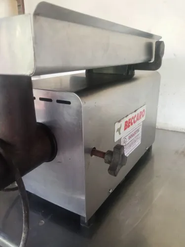 Máquina de moer