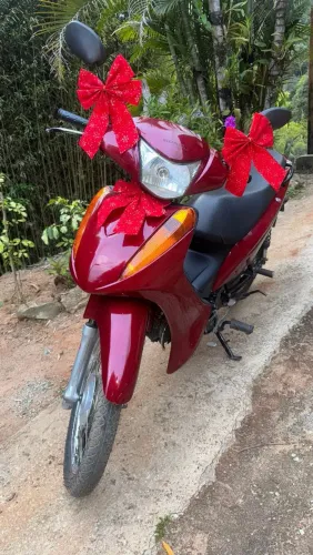 Biz 100ks modelo 2013/ troco por 160cc ou 250cc