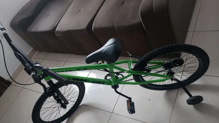 Bicicleta ARO 16 SEMI NOVA