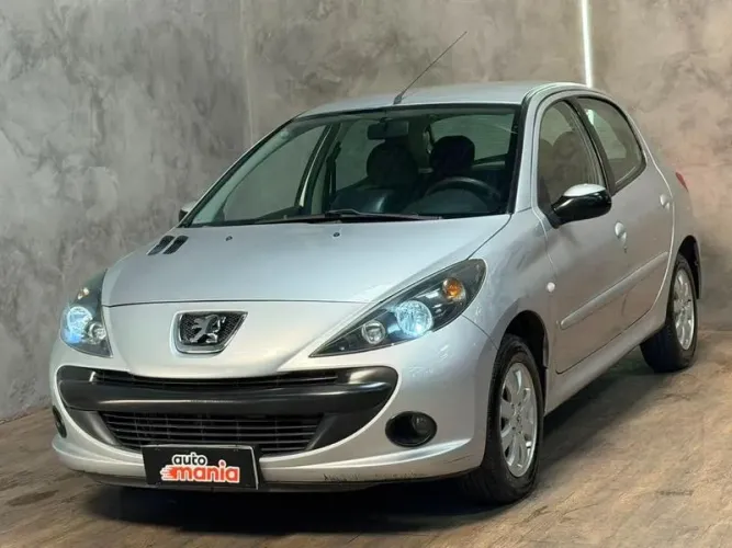 Peugeot 207 XR Sport 1.4 Flex 8V 5P 2010
