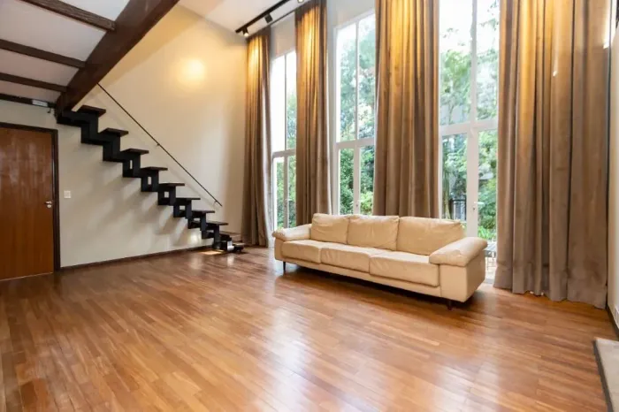 Casa com 3 quartos para alugar em Santa Felicidade