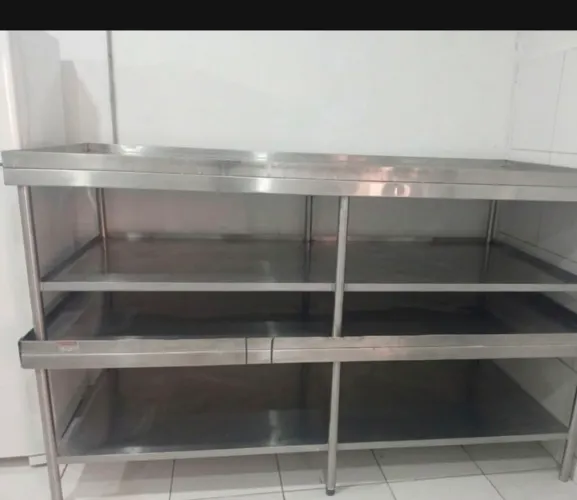 Mesa de inox