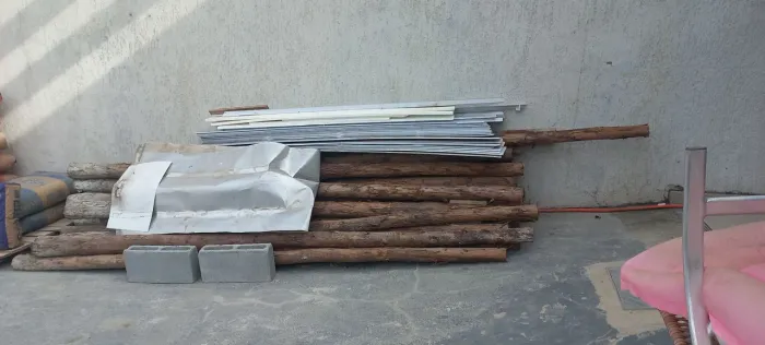 Vendo escora de eucalipto para obra 