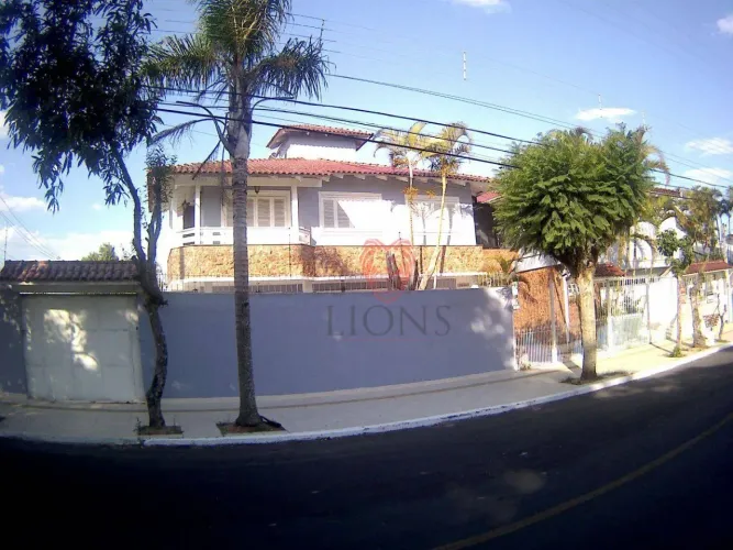 Sobrado com 5 dormitórios para alugar, 200 m² por R$ 5.232,00/mês - Dom Feliciano - Gravat