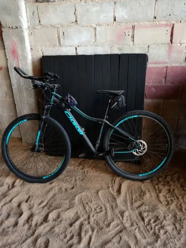 Bike OGGI em excelente estado
