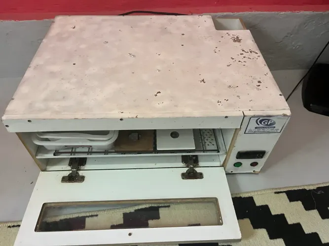 VENDO CHOCADEIRA SEMI NOVA