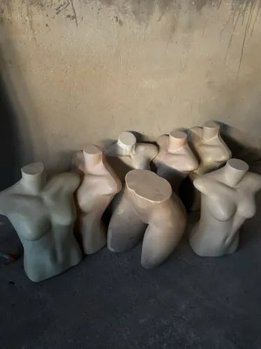 Manequins