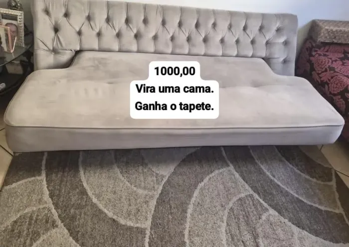 Sofá Cama com Tapete