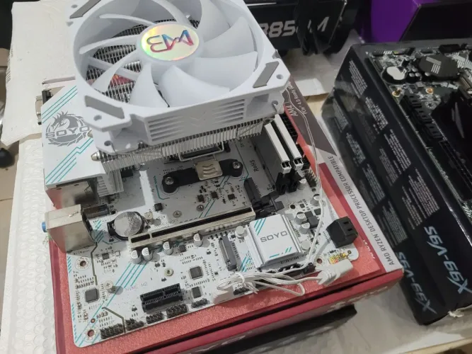 Kit Ryzen Completo (Ryzen 5 3600 + Soyo B550 + Air Cooler + Memória)<br>