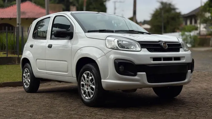 Fiat Uno Attractive 1.0 Flex 6V 5P 2017