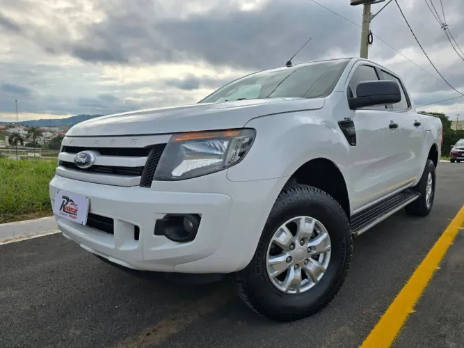 Ford Ranger XLS 3.2 20V 4X4 CD Diesel Aut. 2016