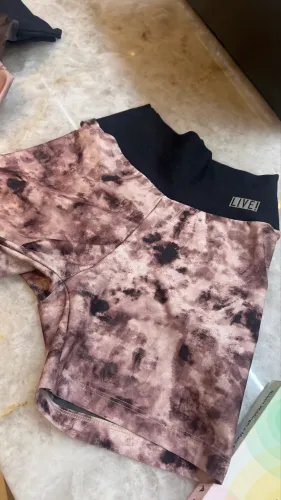 Short marca Live tamanho P