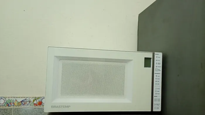 Microondas grande funcionando perfeitamente 