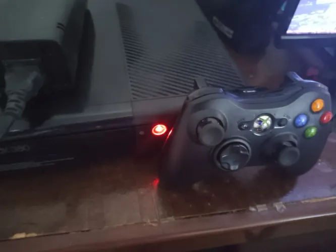 XBOX 360 CONTROLE E FONTE ORIGINAIS HD 500GB