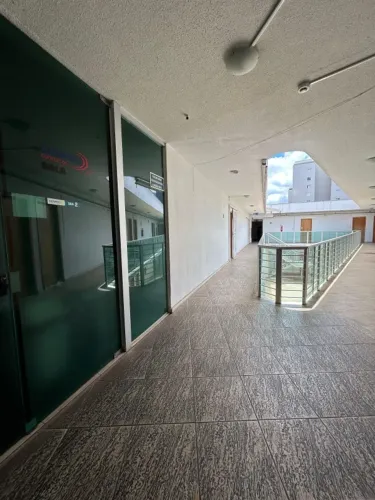 Loja / Salão / Ponto Comercial com 4 quartos para alugar em Belo Horizonte