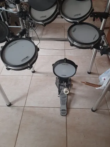 BATERIA ELETRONICA